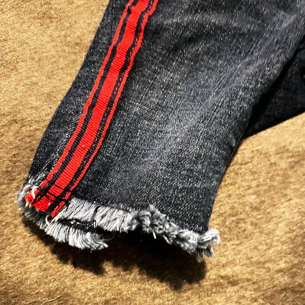 Jack Denim - Picture 3 of 6